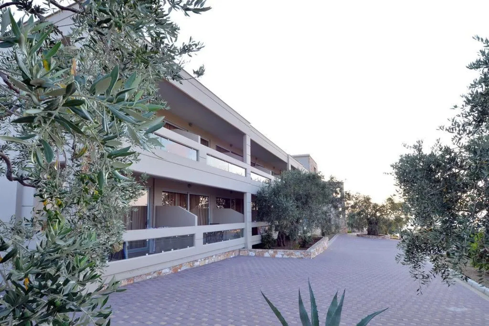 Aeolis Thassos Palace