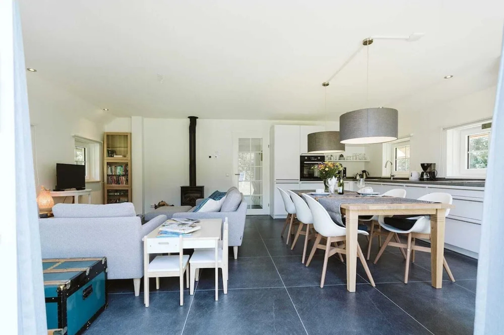 Luxurious 6-person Holiday Villa With a Forest Garden of 4000 m2