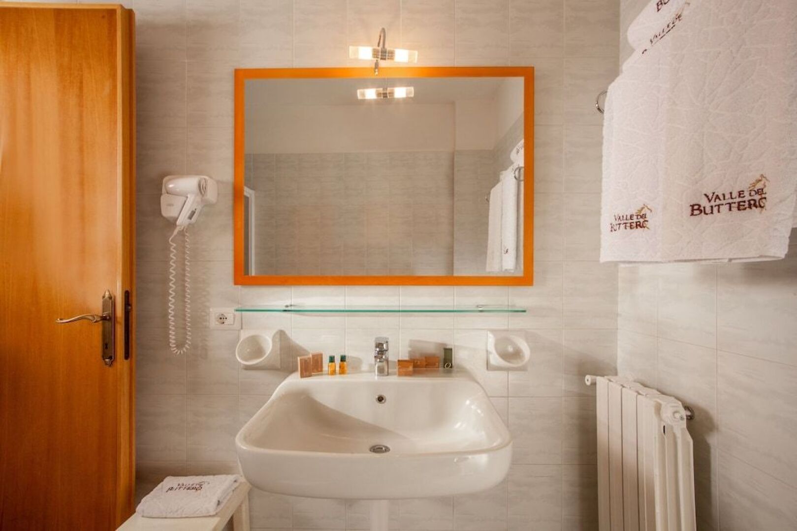 Valle del Buttero Hotel Residence