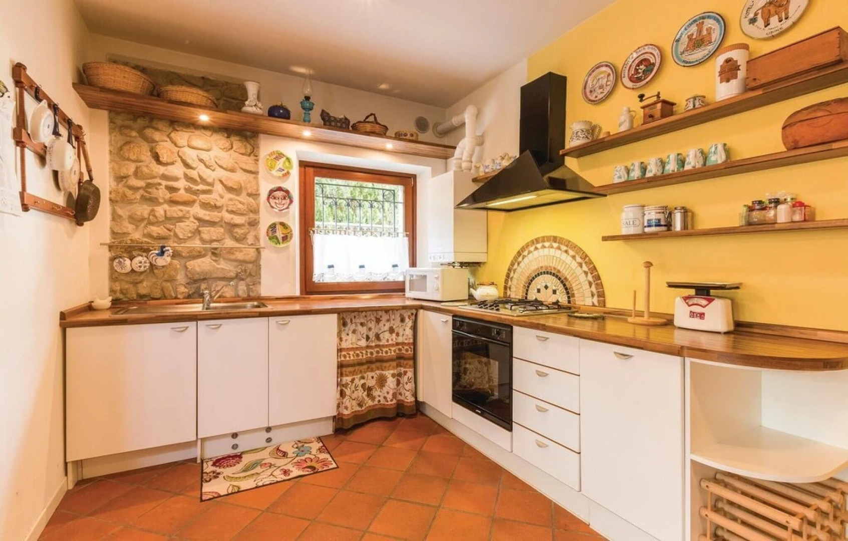 Amazing Home in Vittorio Veneto TV With 3 Bedrooms and Wifi