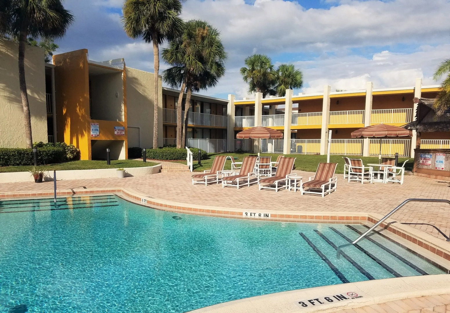 Days Inn & Suites Clermont