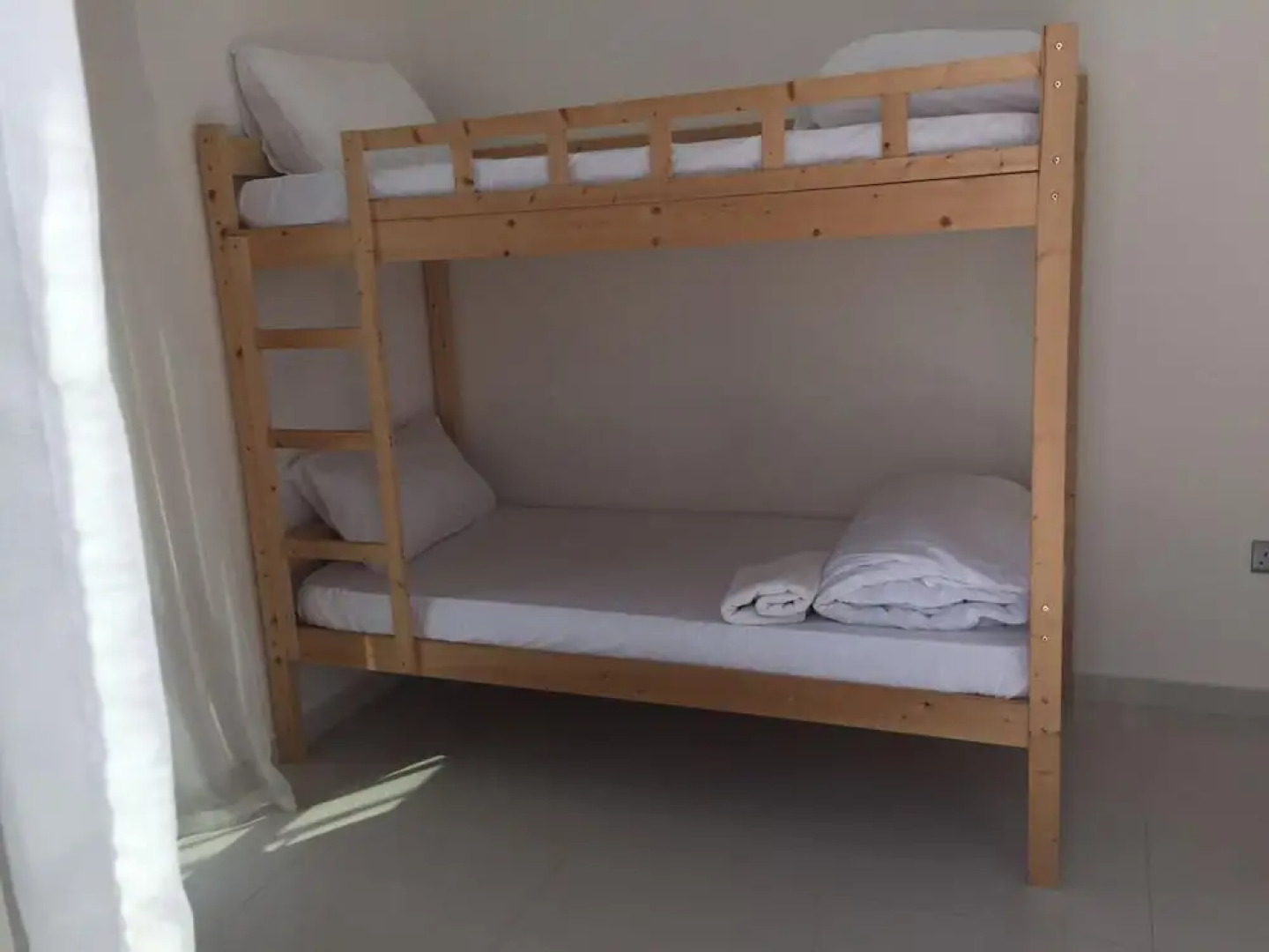 5 BR Villa With Pool Table