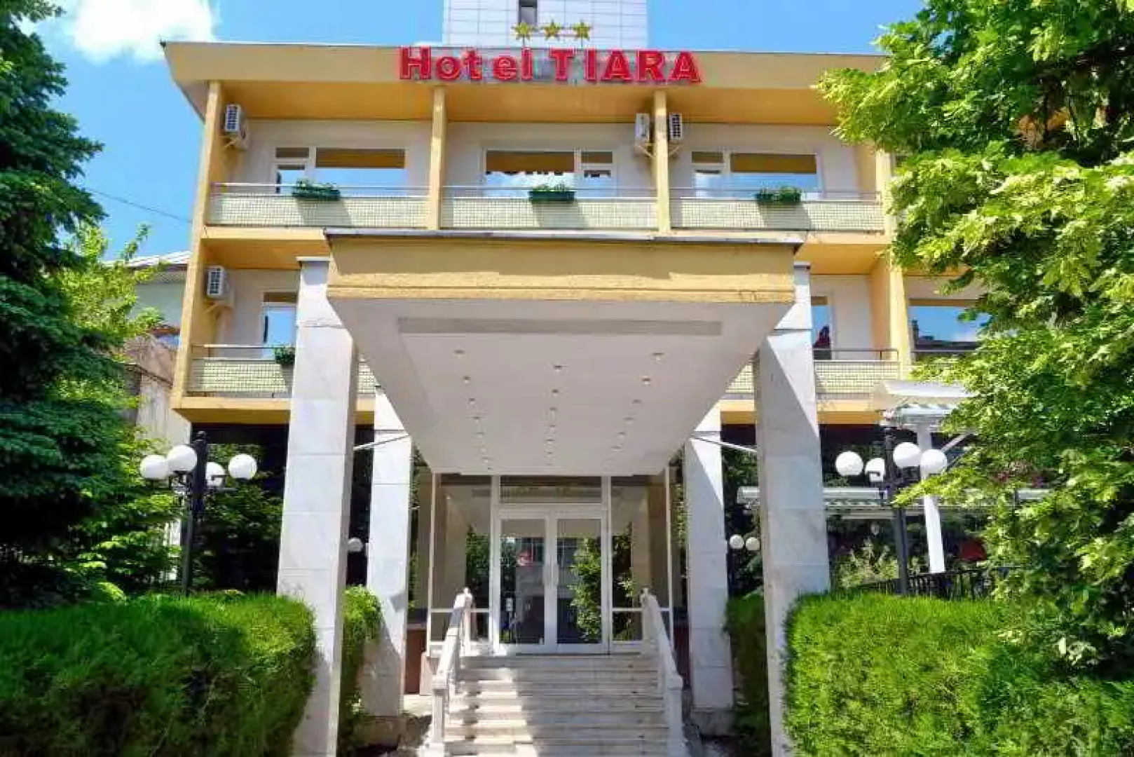 Hotel Tiara