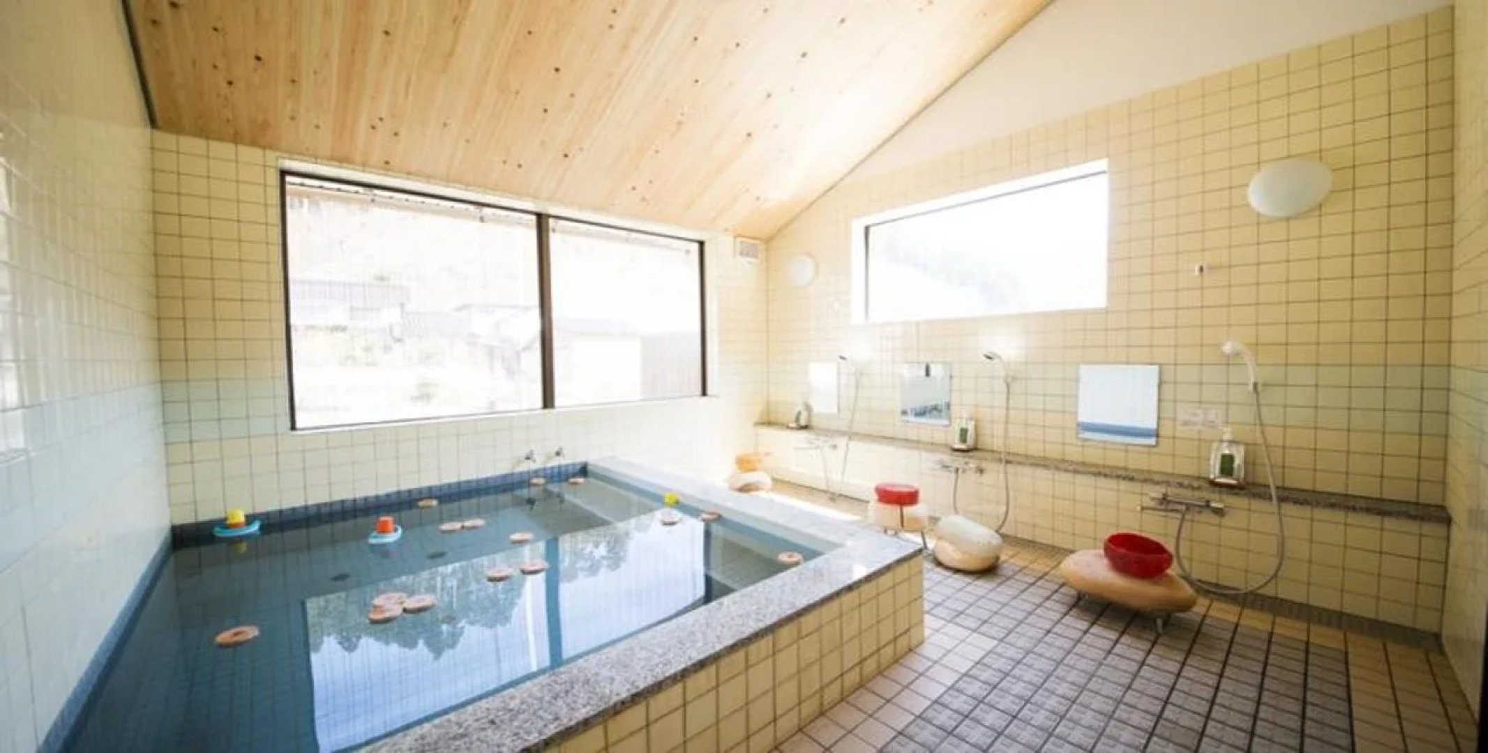 Awakura Onsen Motoyu