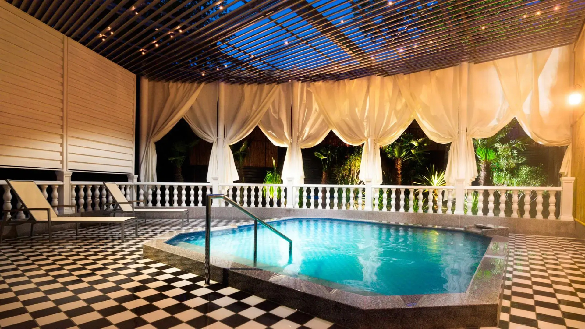 Hotel Green Plaza Tojoko