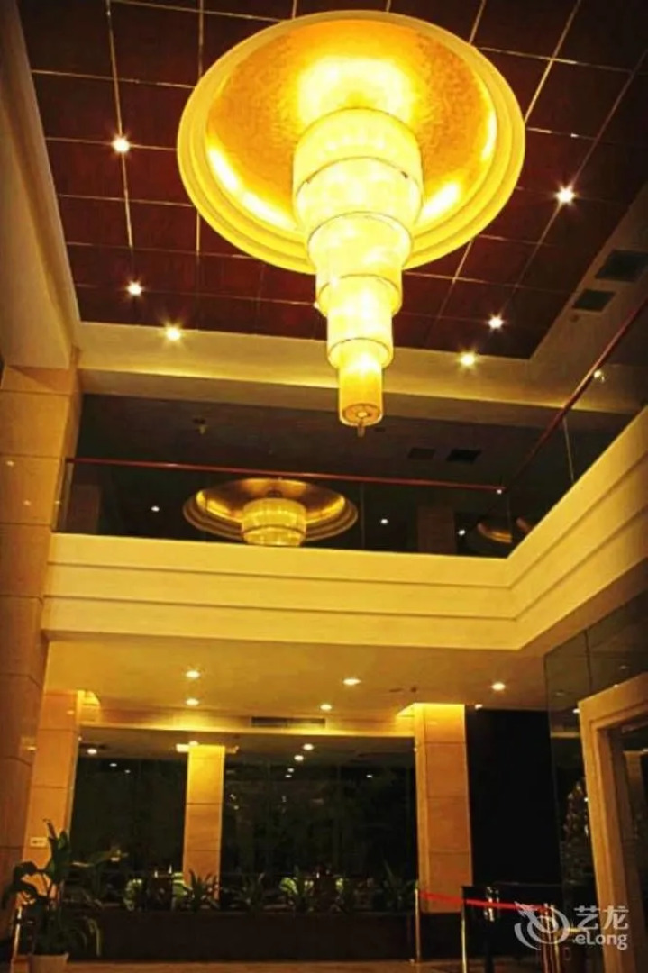 Yangshuo Tangrenjie Hotel