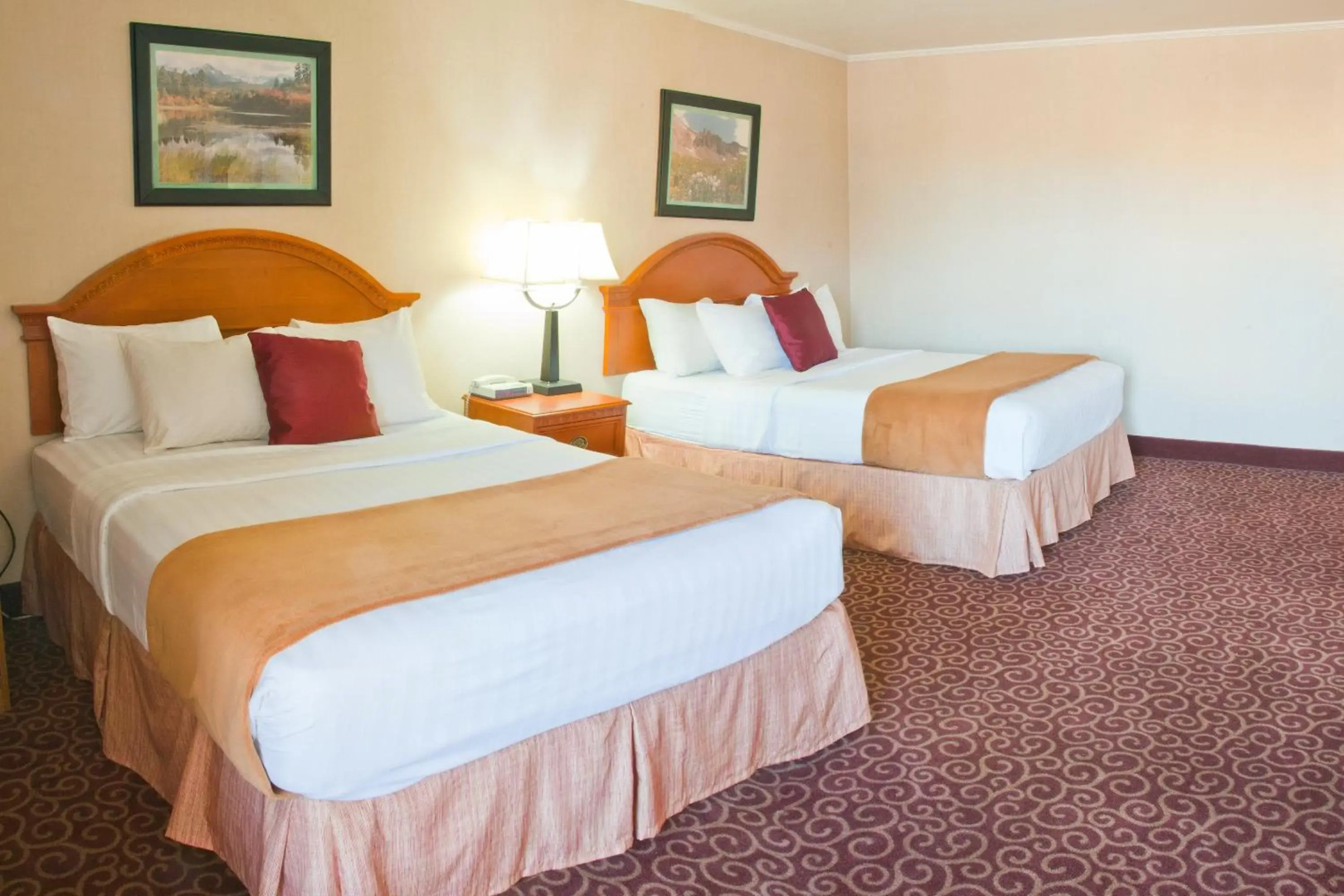 Red Arrow Inn & Suites, a Travelodge by Wyndham