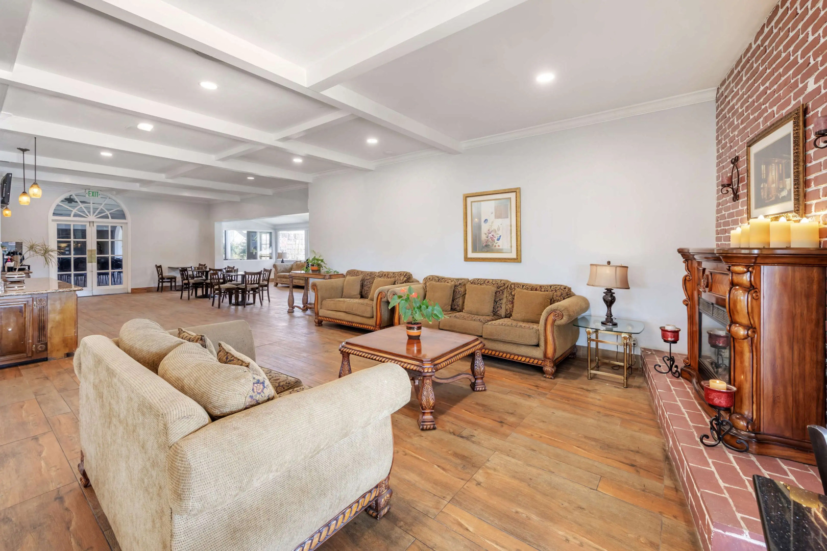 Best Western Plus Hill House