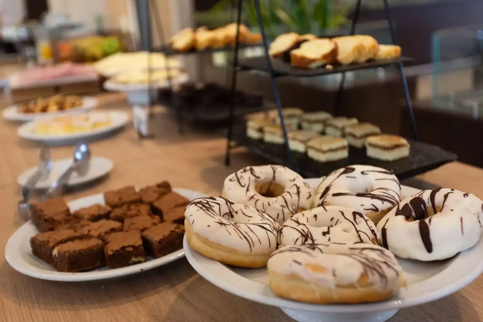 Howard Johnson by Wyndham Funes