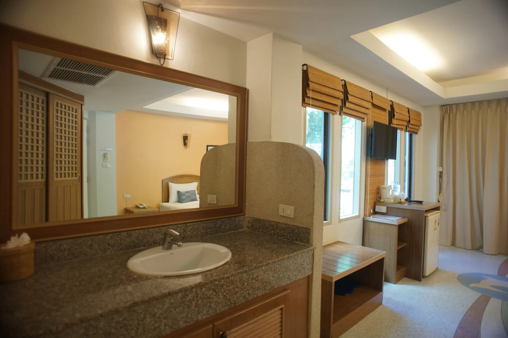 Phranang Place Hotel