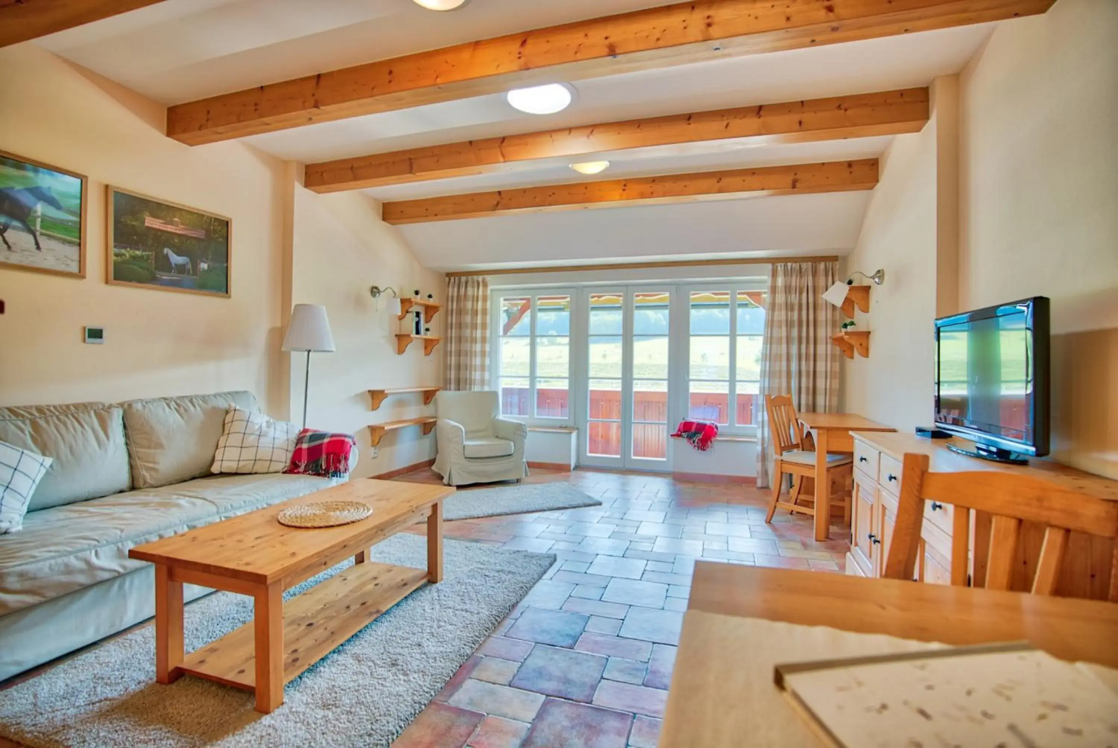 Apartmány Nad Stájemi - Jítravský Dvorec