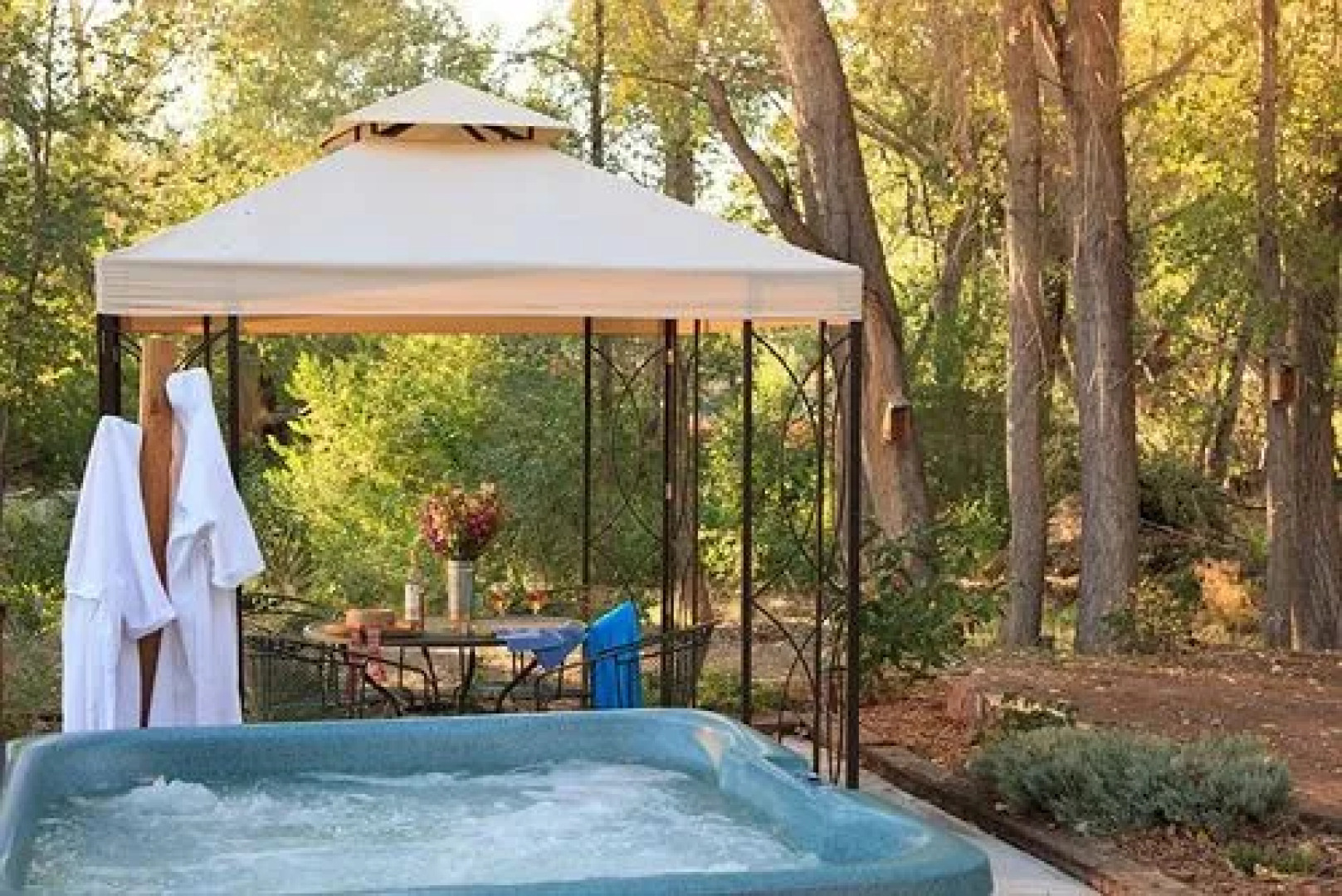 Casa Escondida Bed & Breakfast