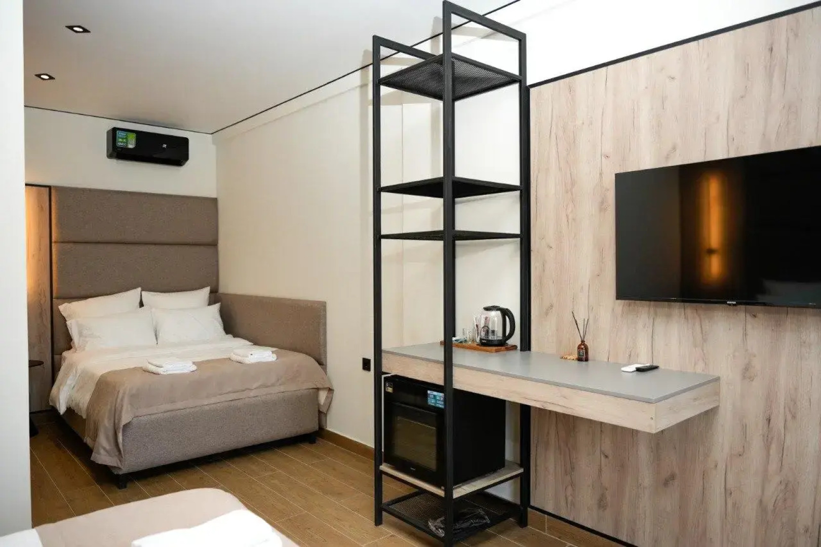 Leto Boutique (Псырцха)