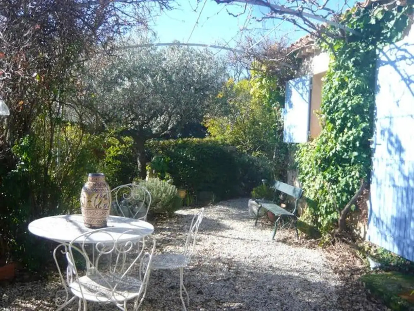 Villa With 3 Bedrooms in Cucuron, With Private Pool, Enclosed Garden and Wifi - 50 km From the Beach