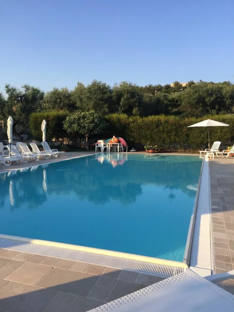 House With 2 Rooms in Grottaglie, With Pool Access, Furnished Terrace