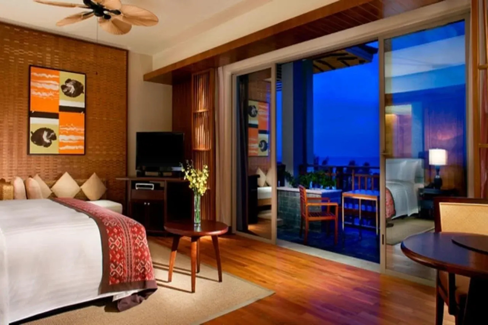 Le Meridien Shimei Bay Beach Resort & Spa