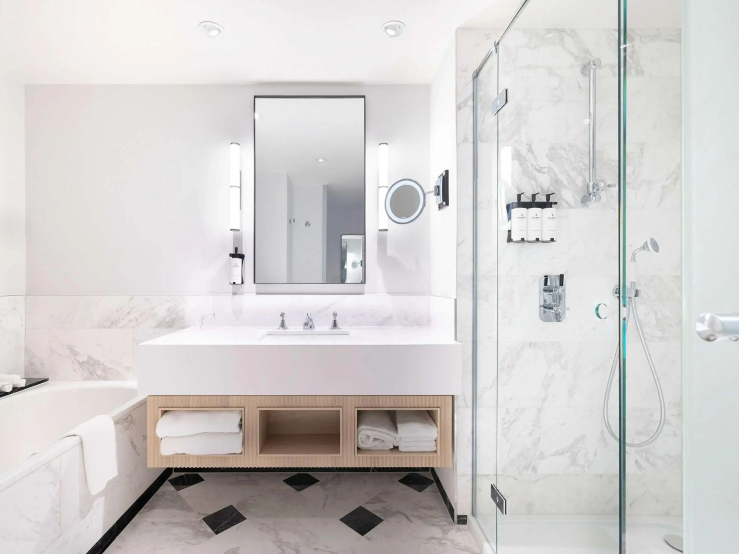 Отель Sofitel Brussels Europe