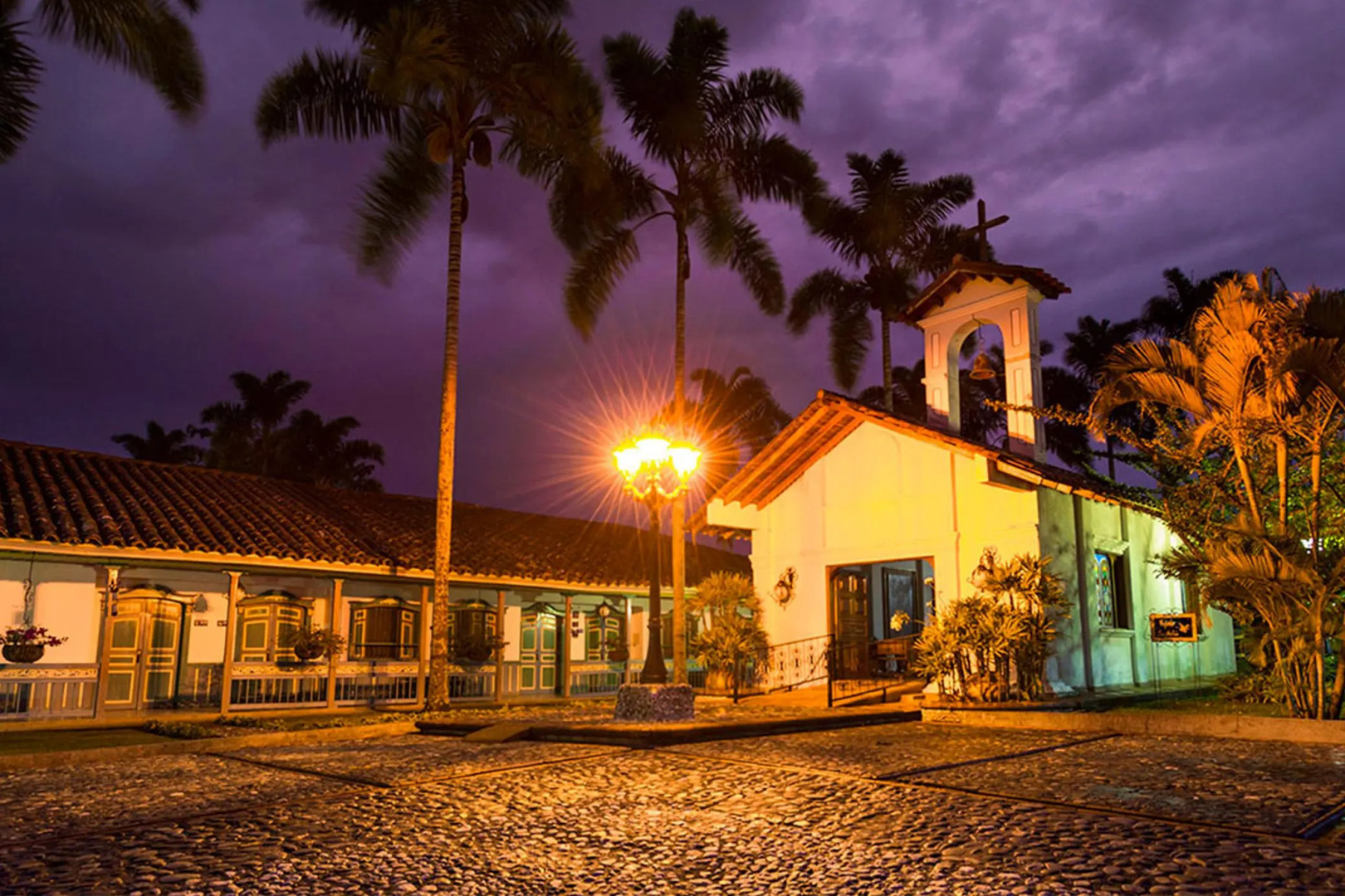 Decameron Las Heliconias