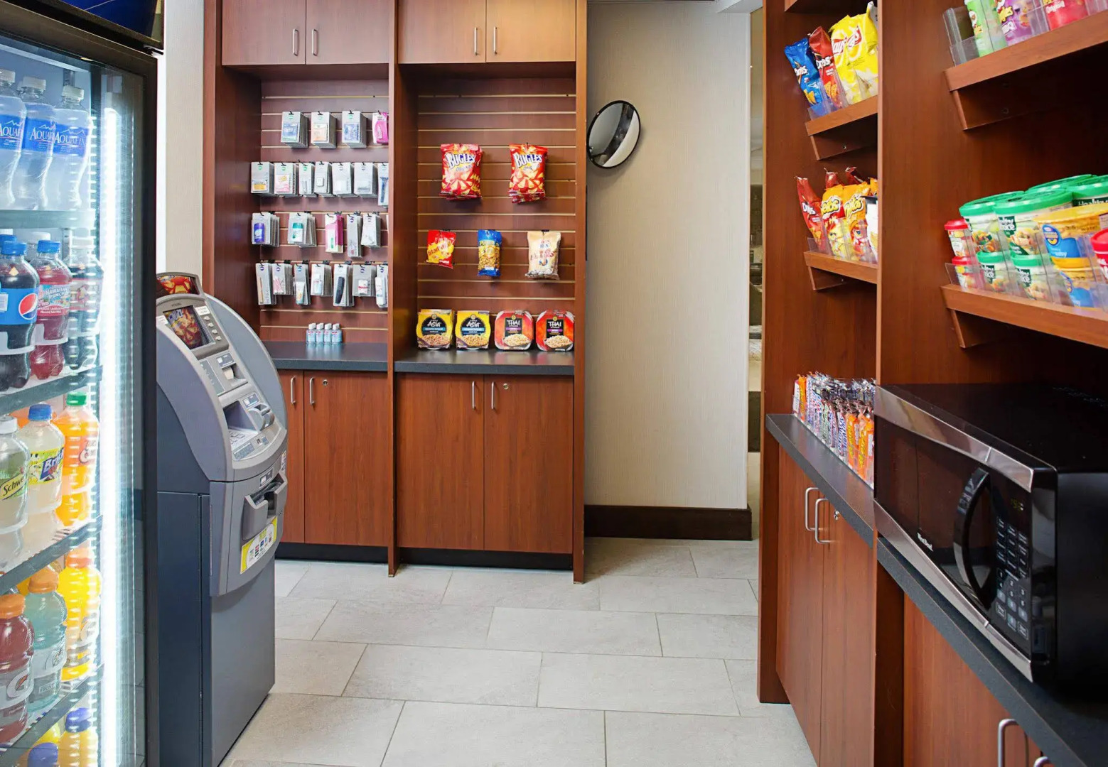 Courtyard by Marriott Manchester - Boston Regional Airport