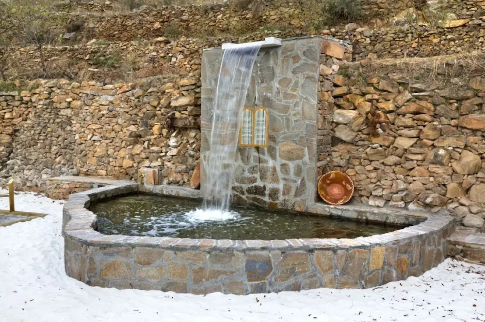 Romantic House for 2 or 4 People With Jacuzzi