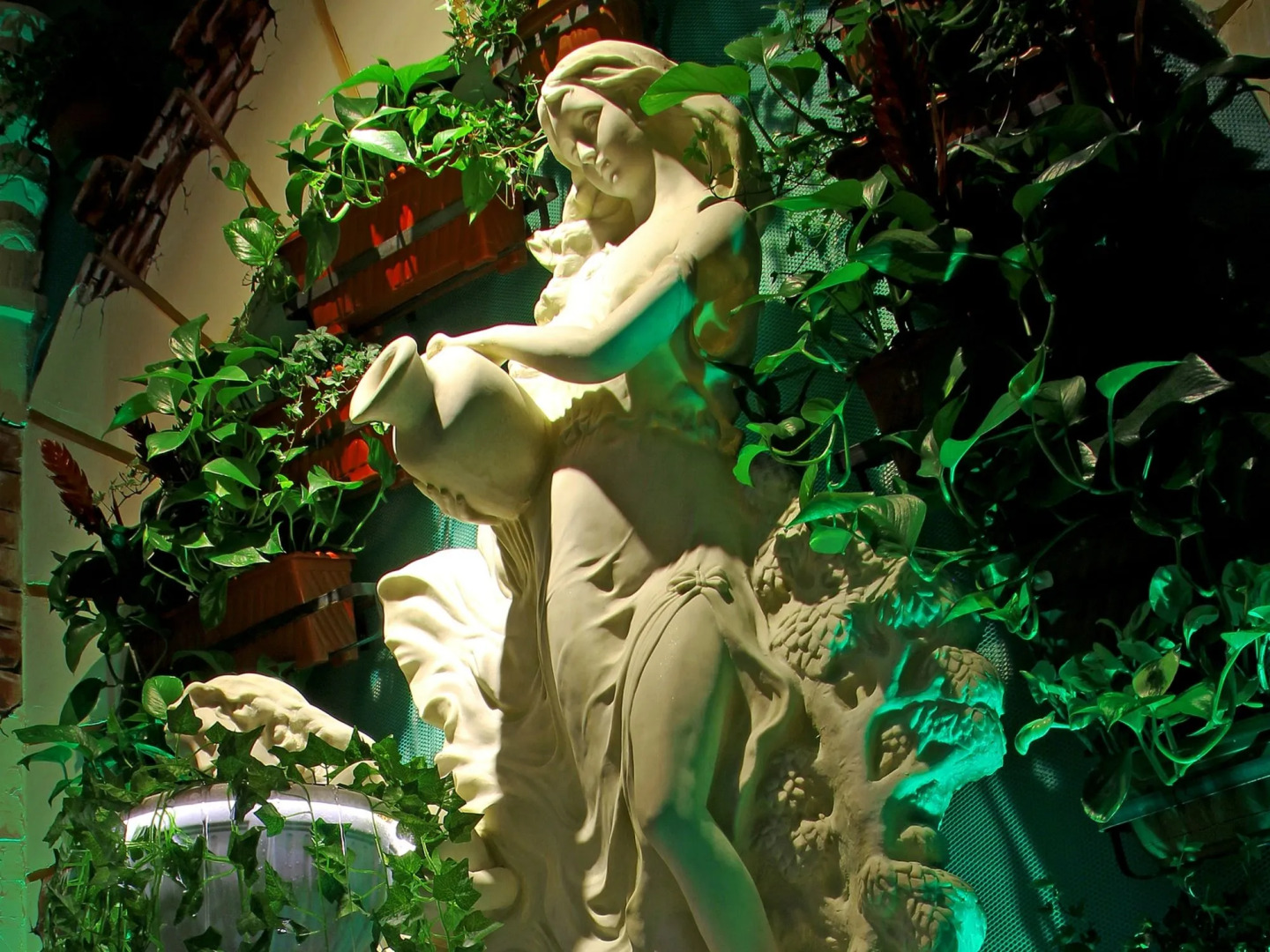 Отель Cron Palace Tbilisi