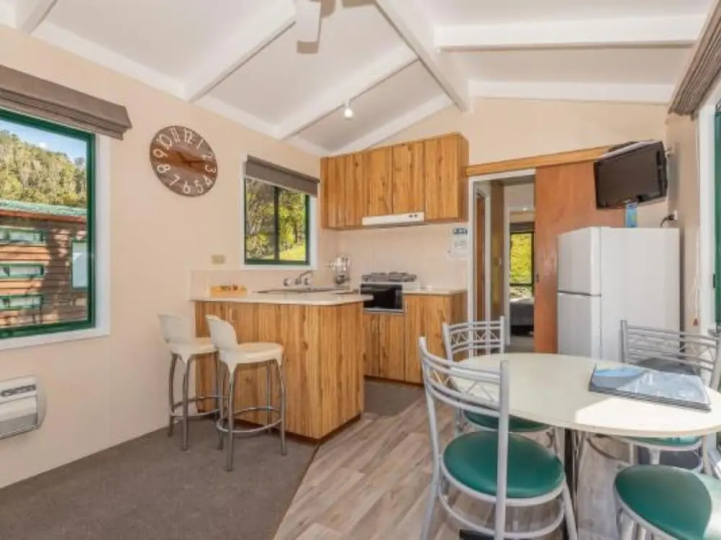 Blue Lake Top 10 Holiday Park