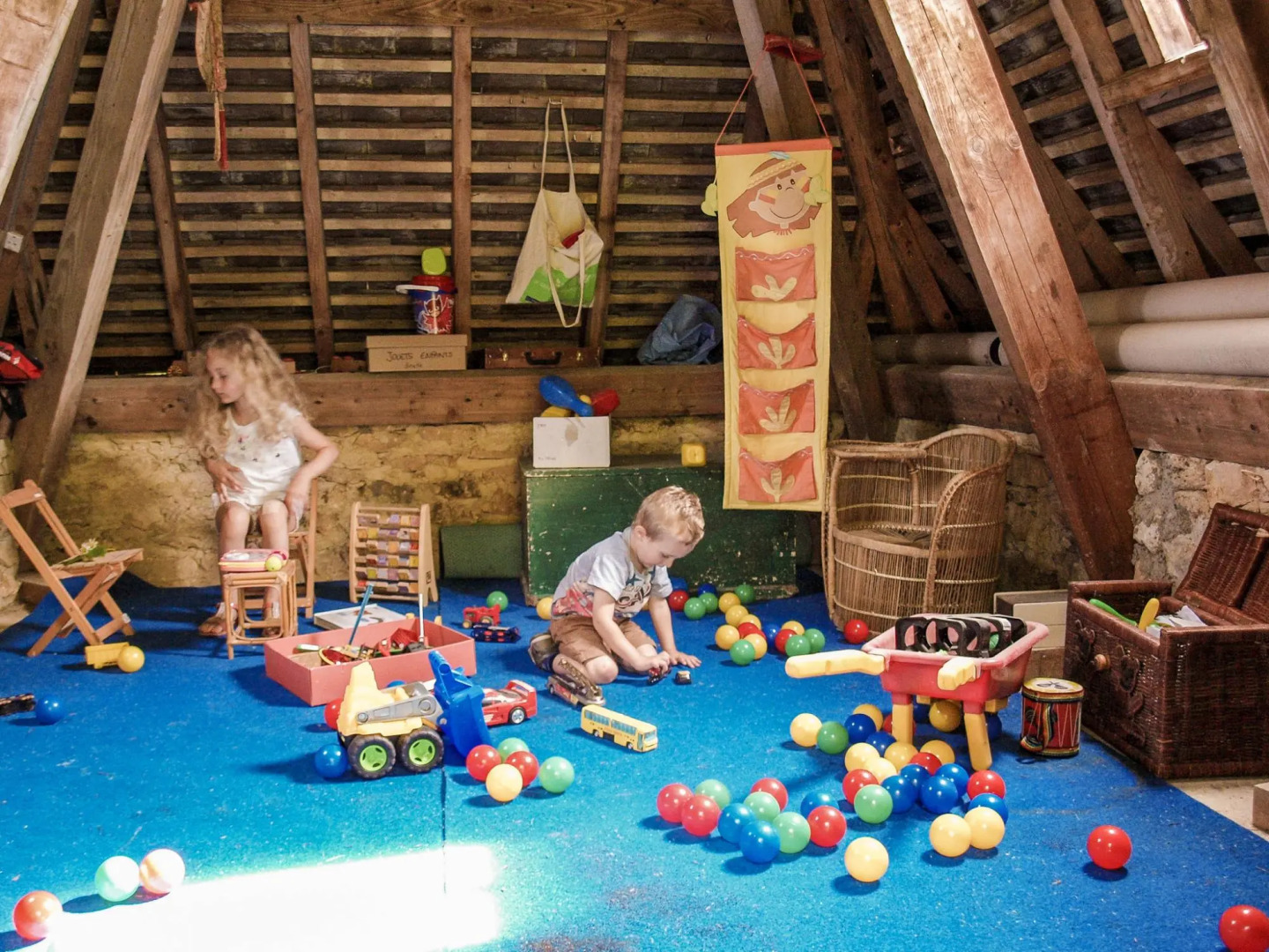 Lovely Cottage in Peyzac-le-moustier With Terrace