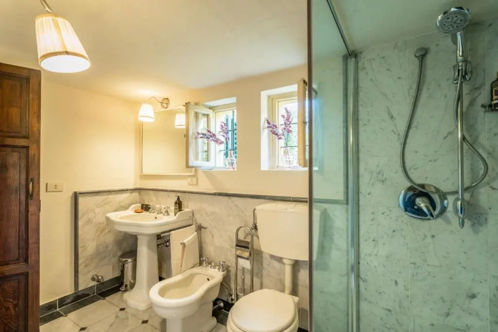 Villa Ines. Un tuffo nell 800 a due passi da Lucca