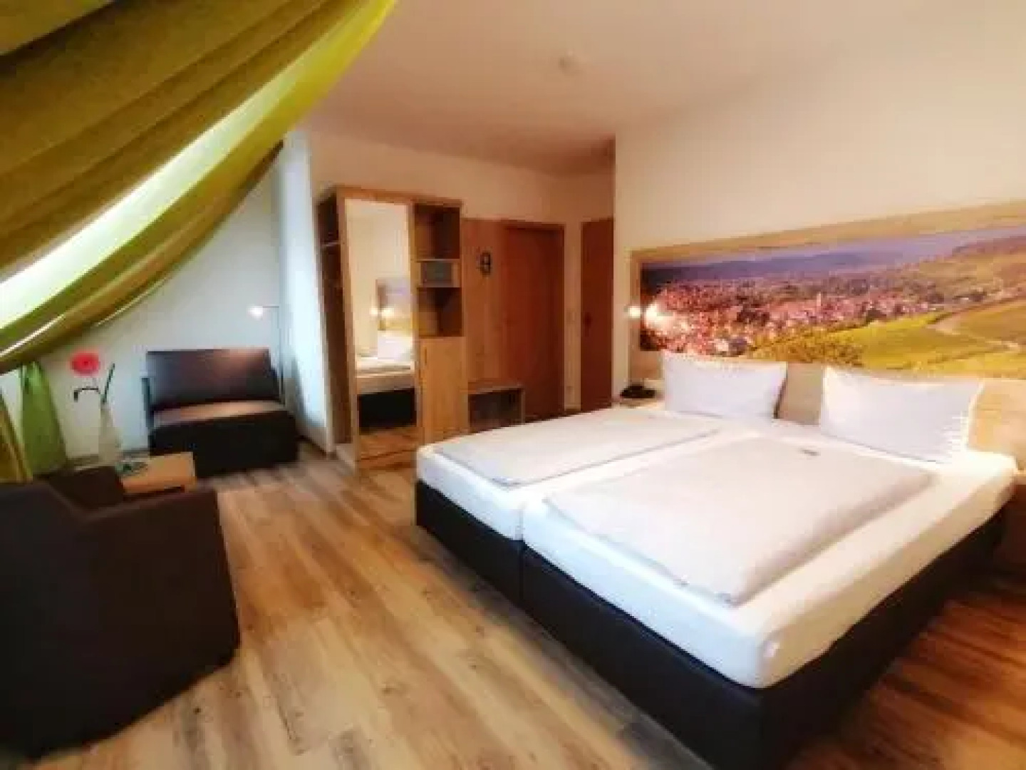 Gasthof Hotel Weinbau "Zum Goldenen Ochsen"