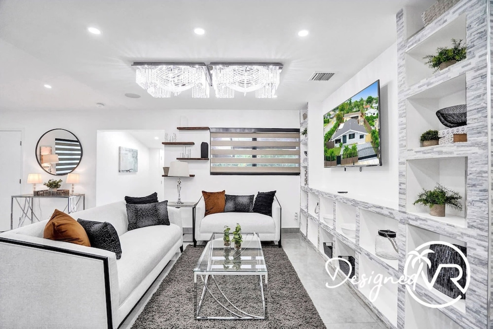 Modern 4BR with Basketball & Hot tub