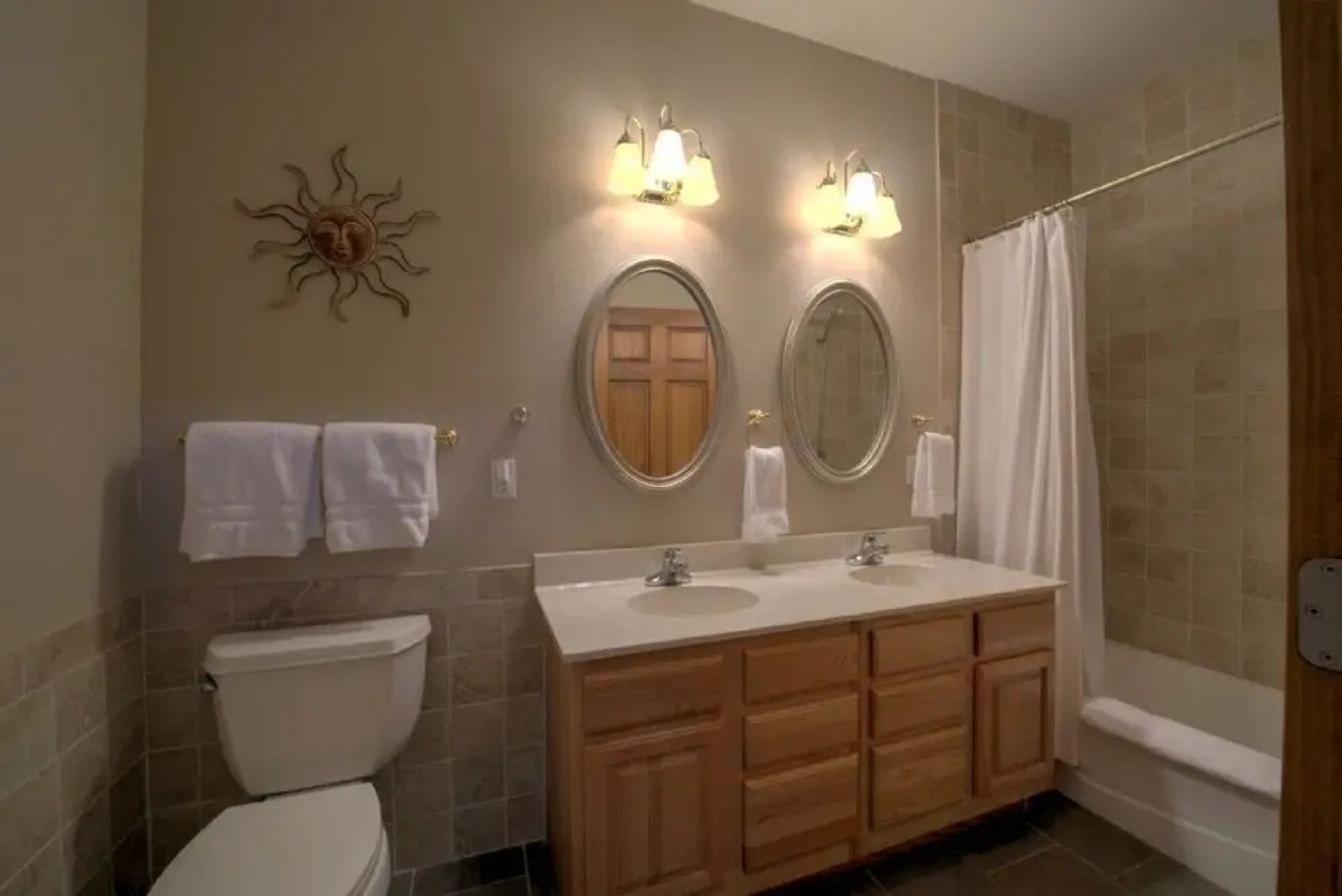 Lake Serenity - 6 Br Home
