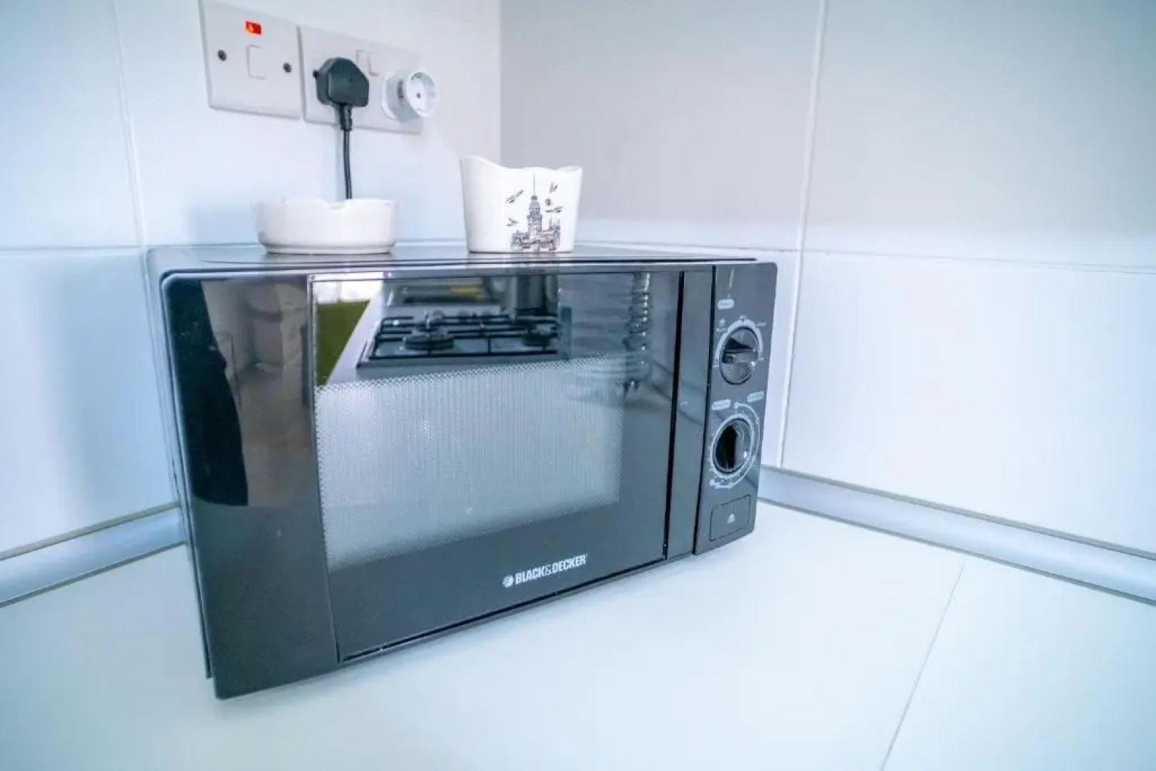 Spacious Three-Bedroom Apartment with Sea View A3