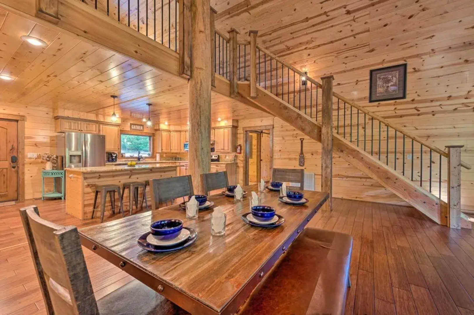 Creekside Broken Bow Cabin w/ Hot Tub & Fire Pit!