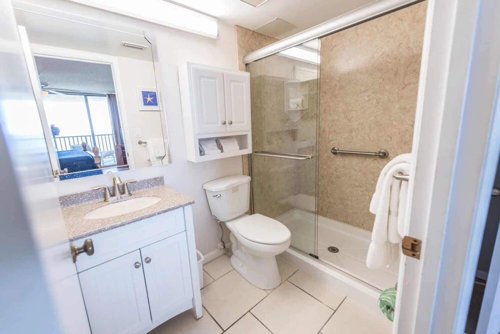 Cape Winds by Happy Palm Stays