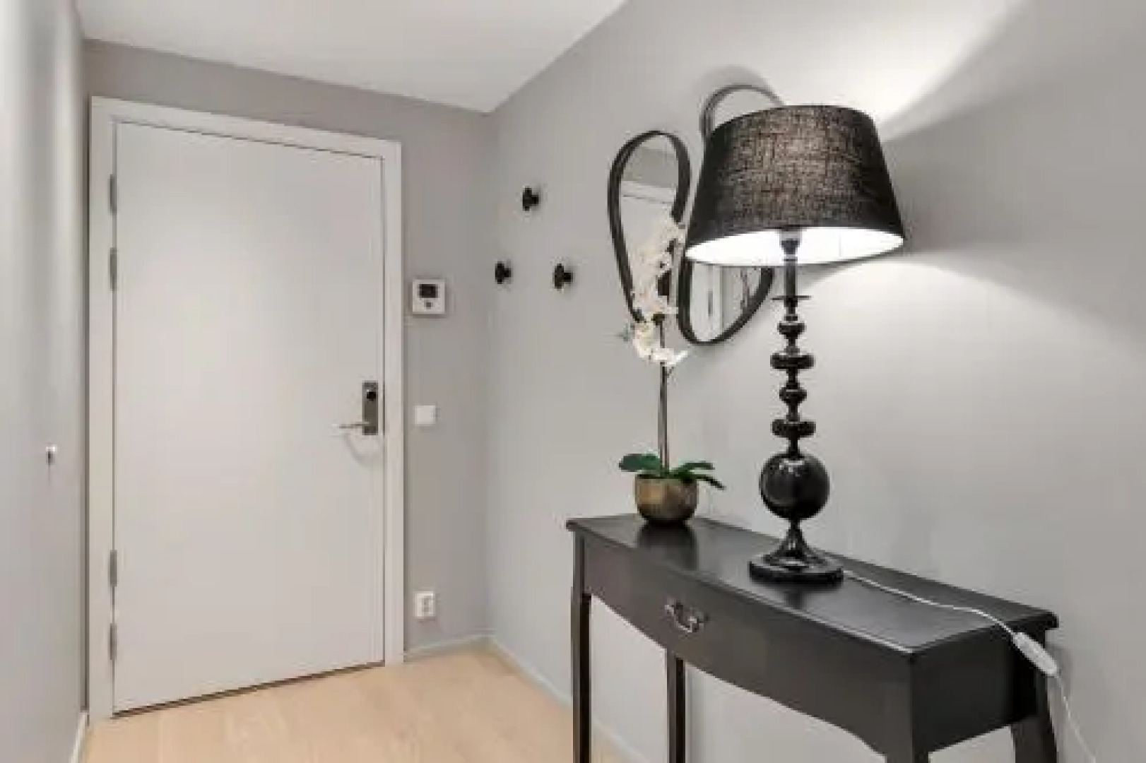 Wright Apartments - Barcode