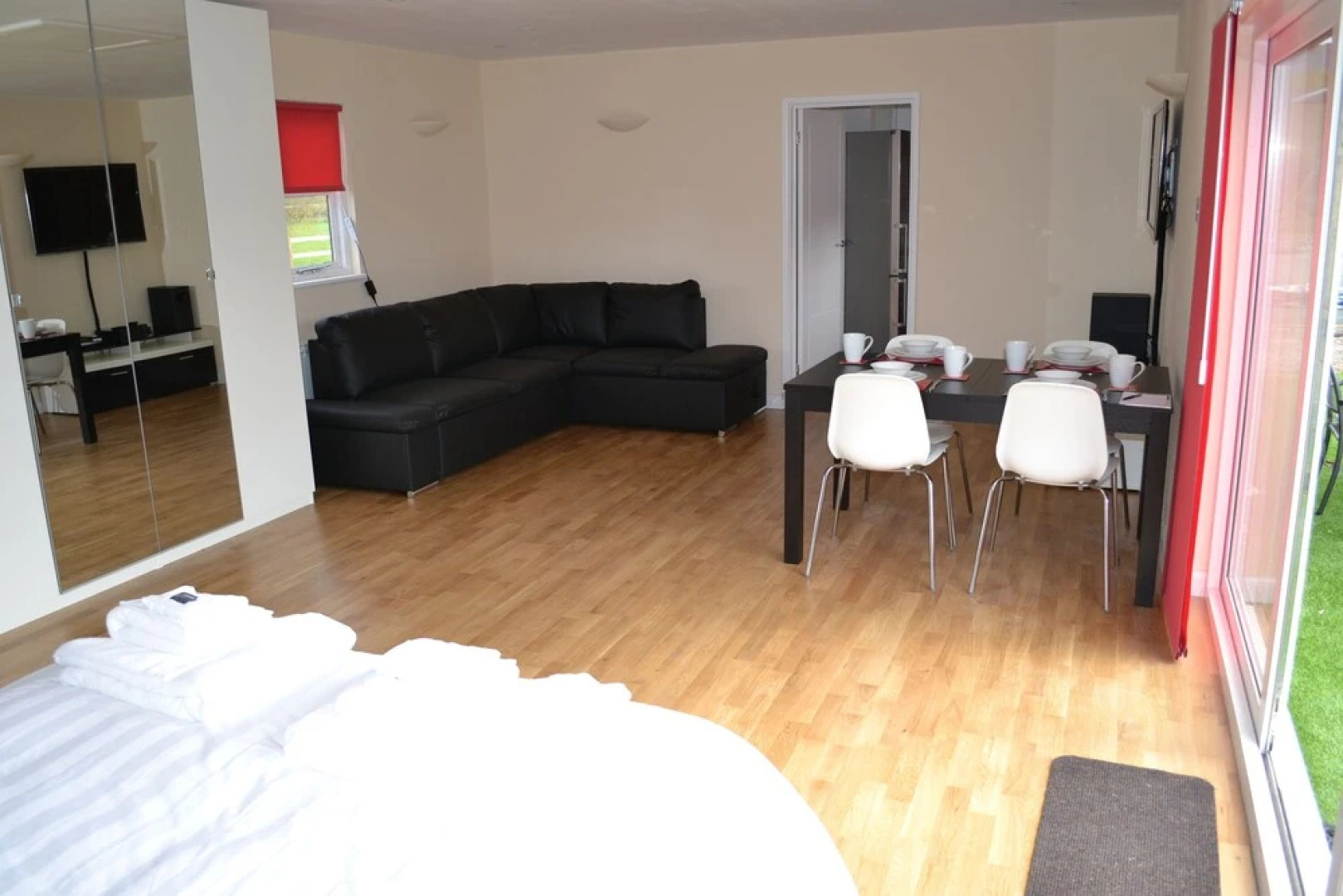 The Pool House at Upper Farm Henton