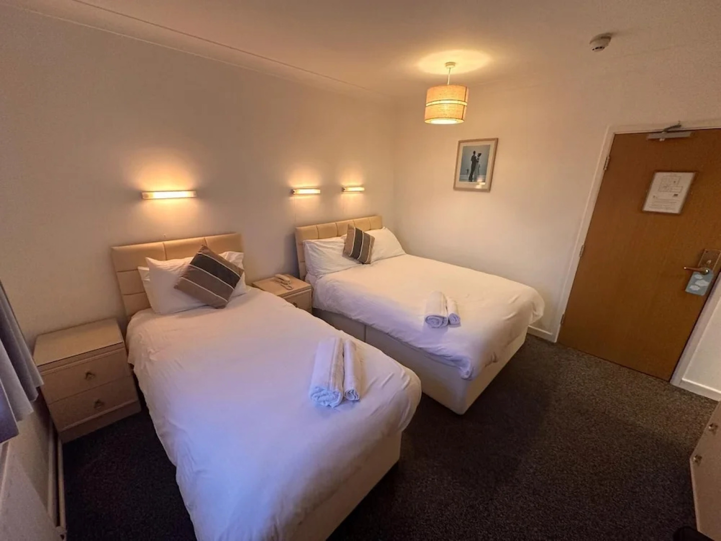 Pine Lodge Hotel & Restaurant Mansfield