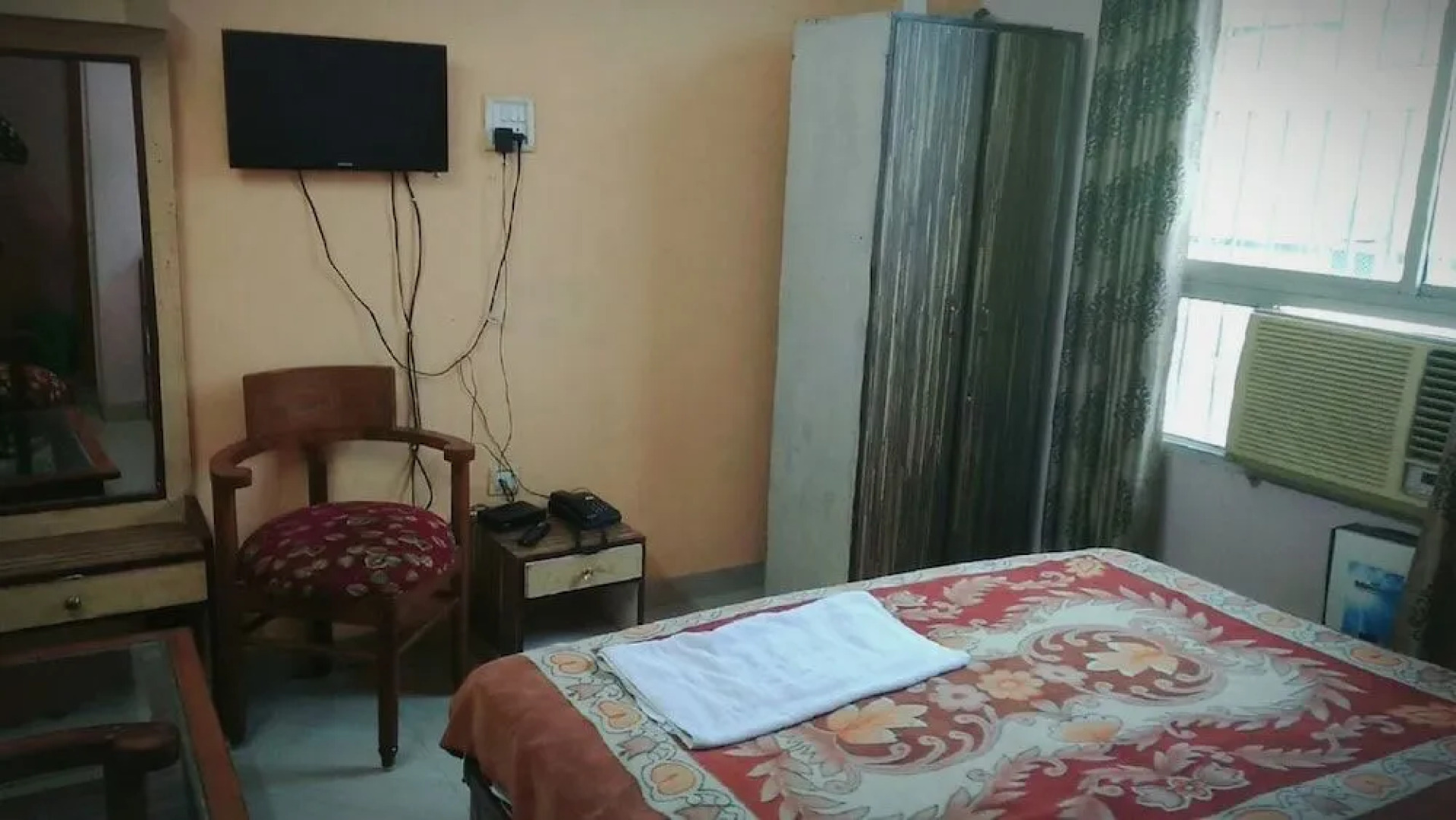 Hotel Royal View International