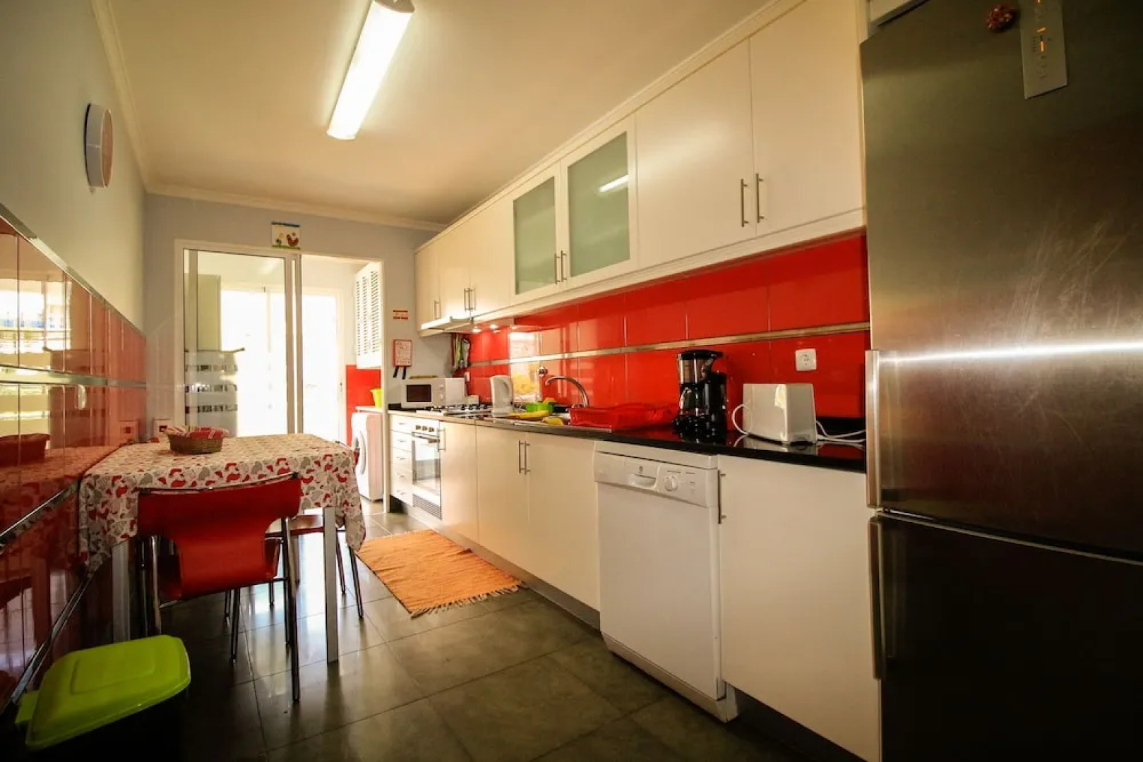 Luis Place Machico by Analodges