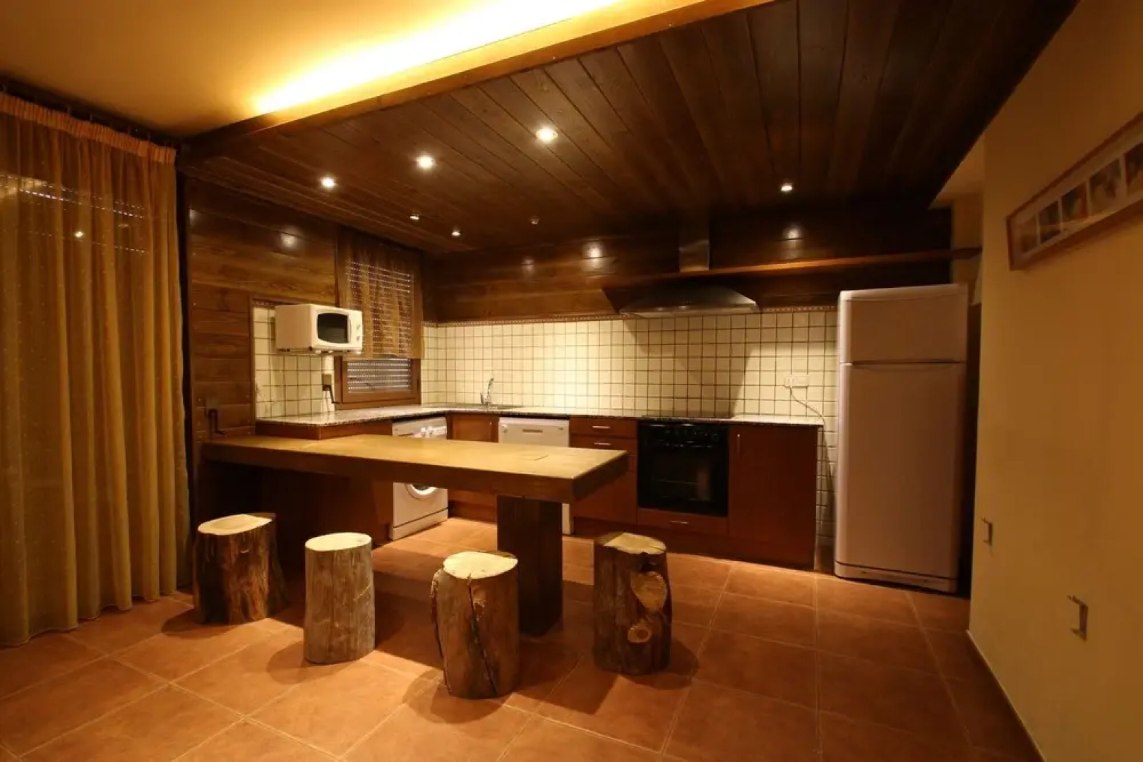 Apartaments Piteus Casa Dionís