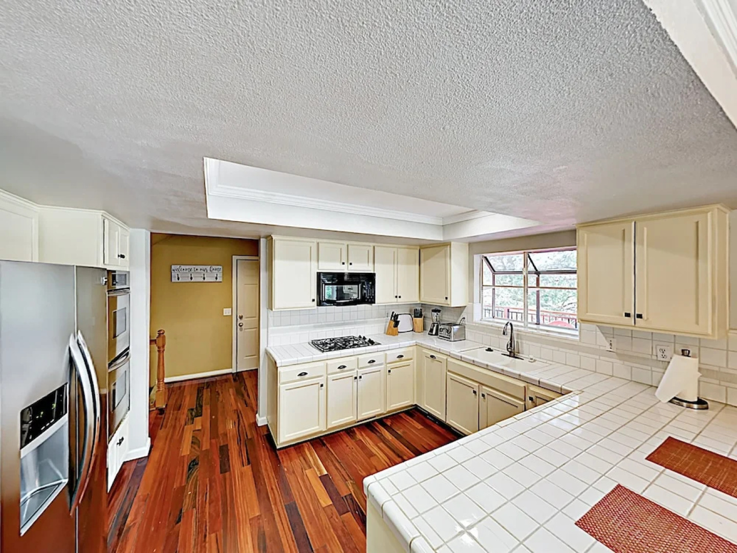 New Listing! "evergreen Escape" - Decks & Game Room 5 Bedroom Home