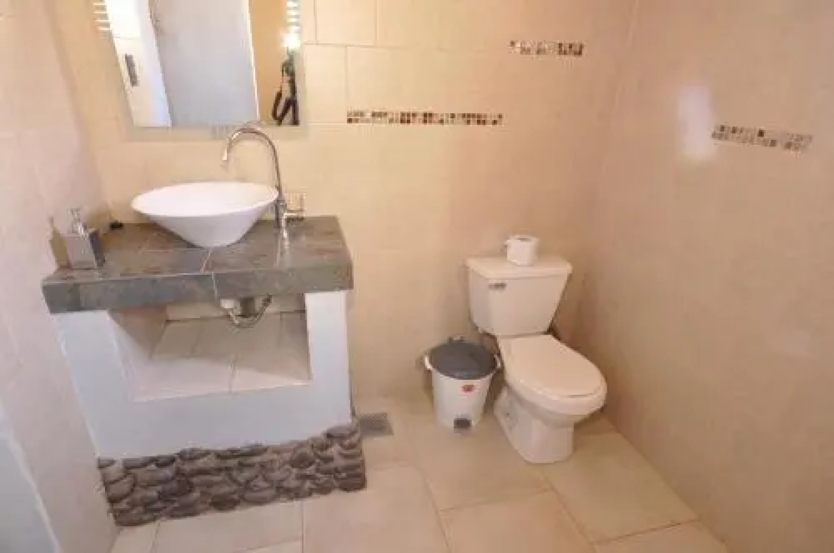 Hostal y Cabañas Renta House San Pedro