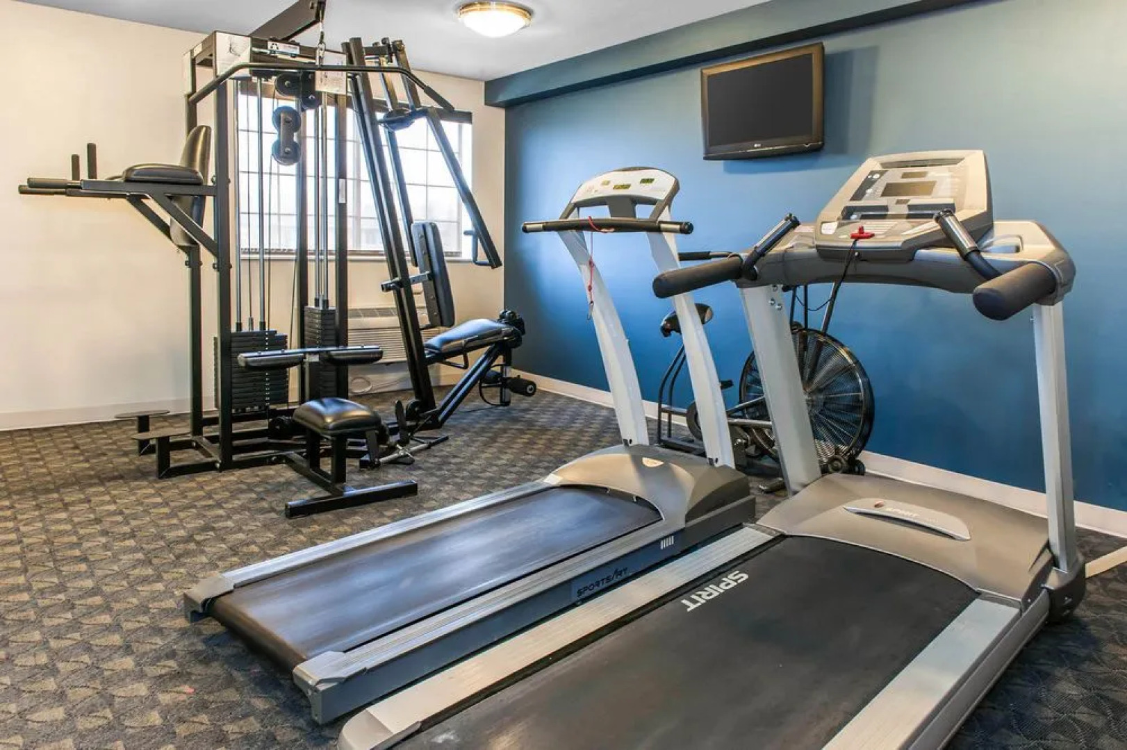 Holiday Inn Express And Suites Napoleon