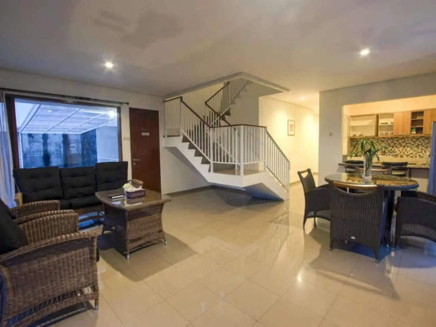 Villa Kencana Syariah, 6 Bed KingSize, View Gunung