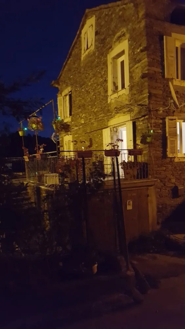 English Club in Corsica B&B in Porri