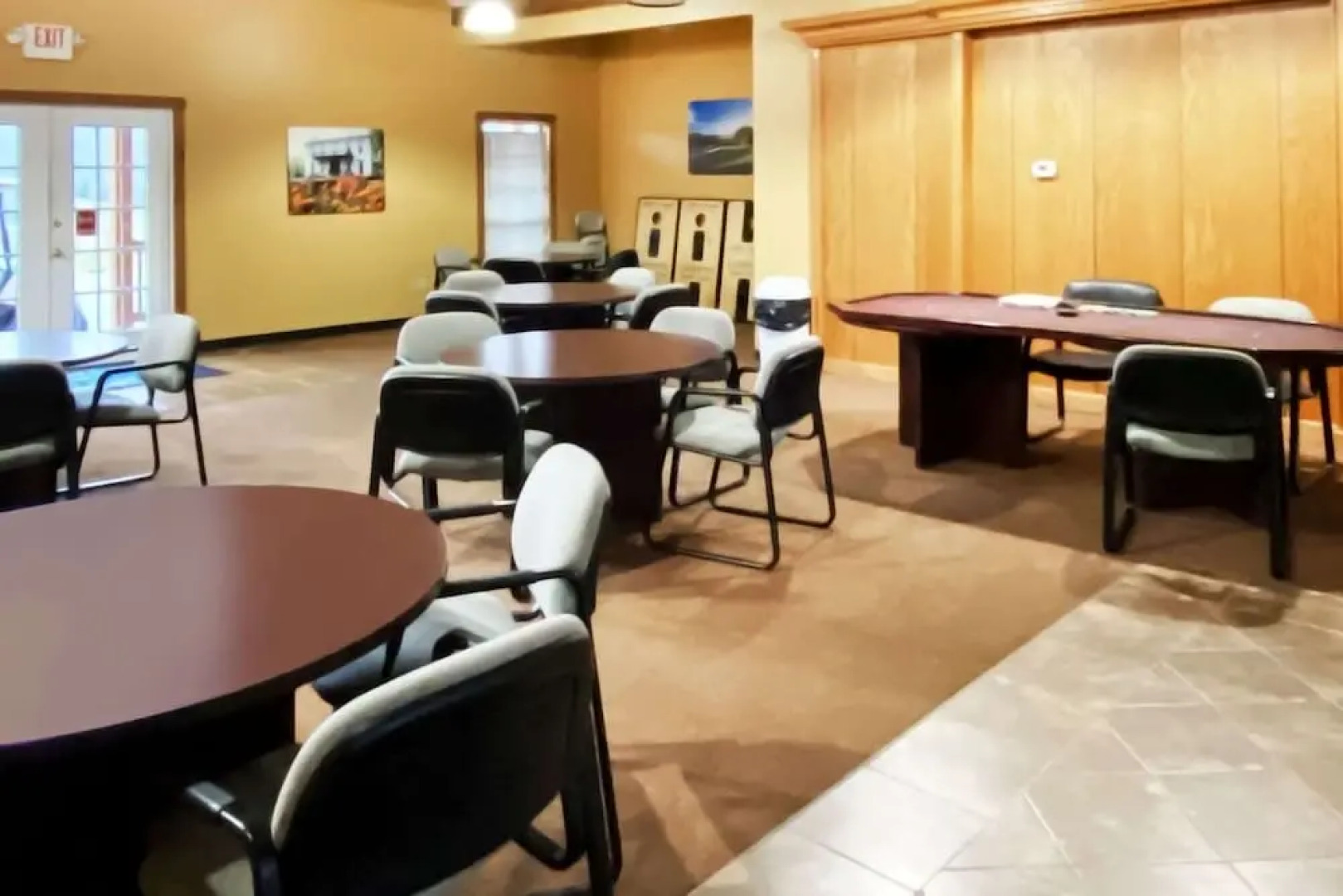 OYO Hotel Falls of Rough KY Route 110