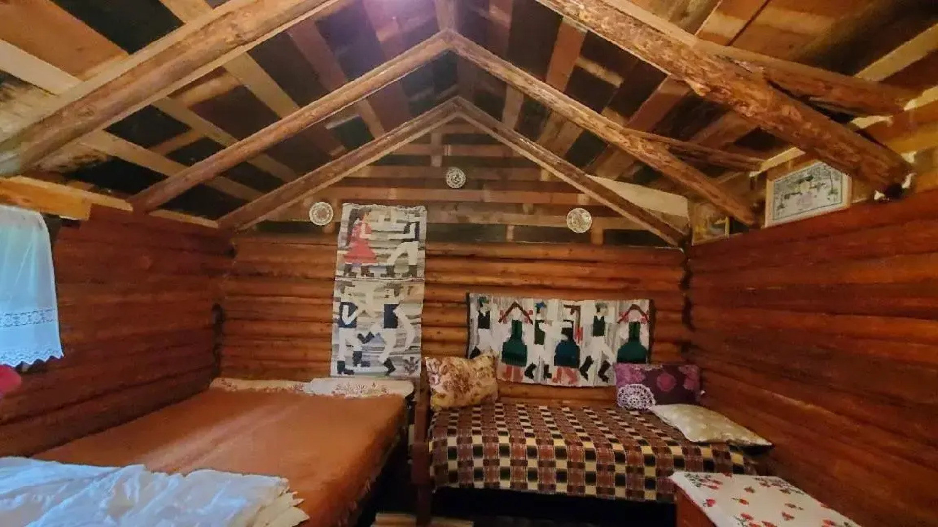 Casa Rustic Fehér & Fekete Vendégházak