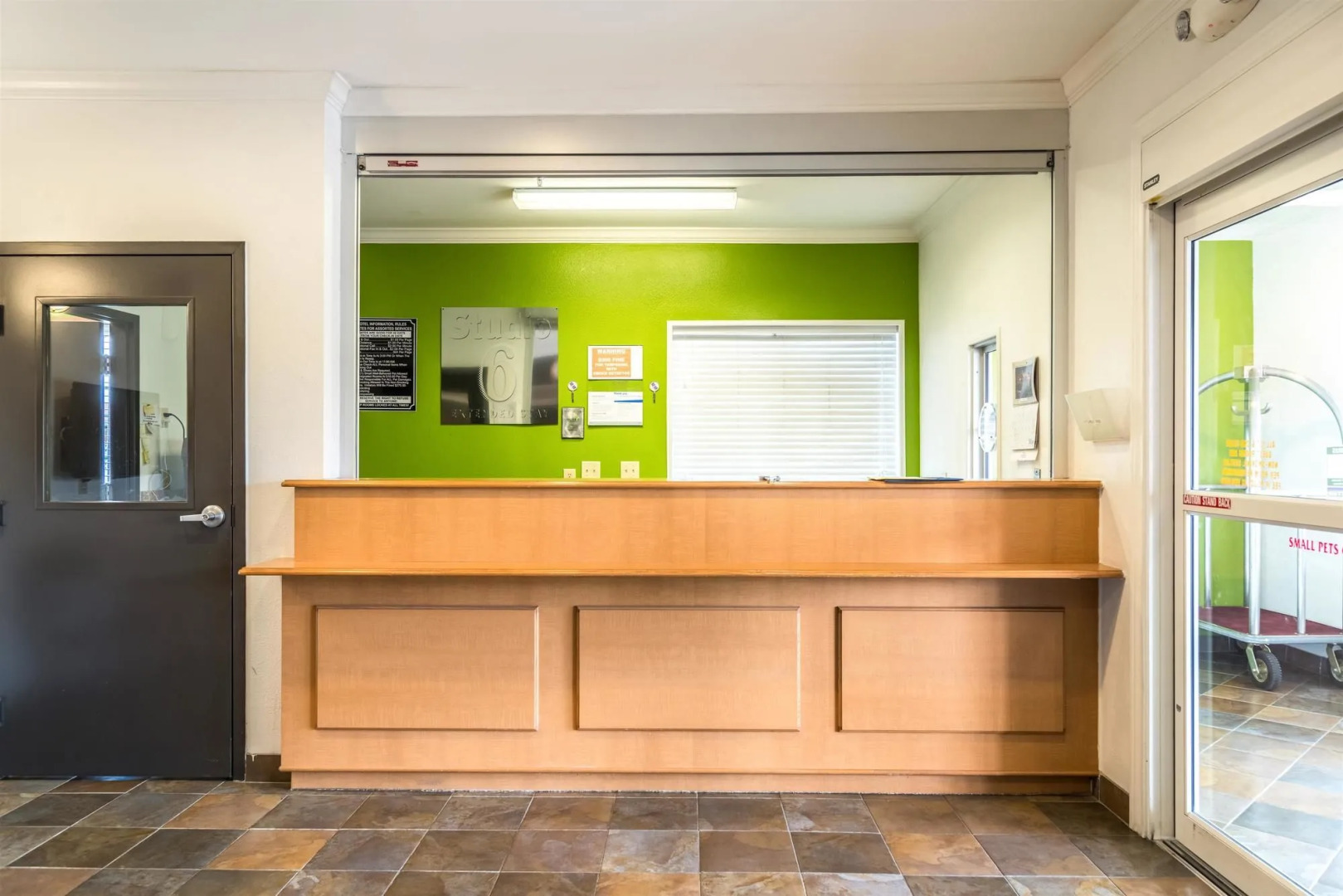 OYO Townhouse Sulphur, LA Extended Stay