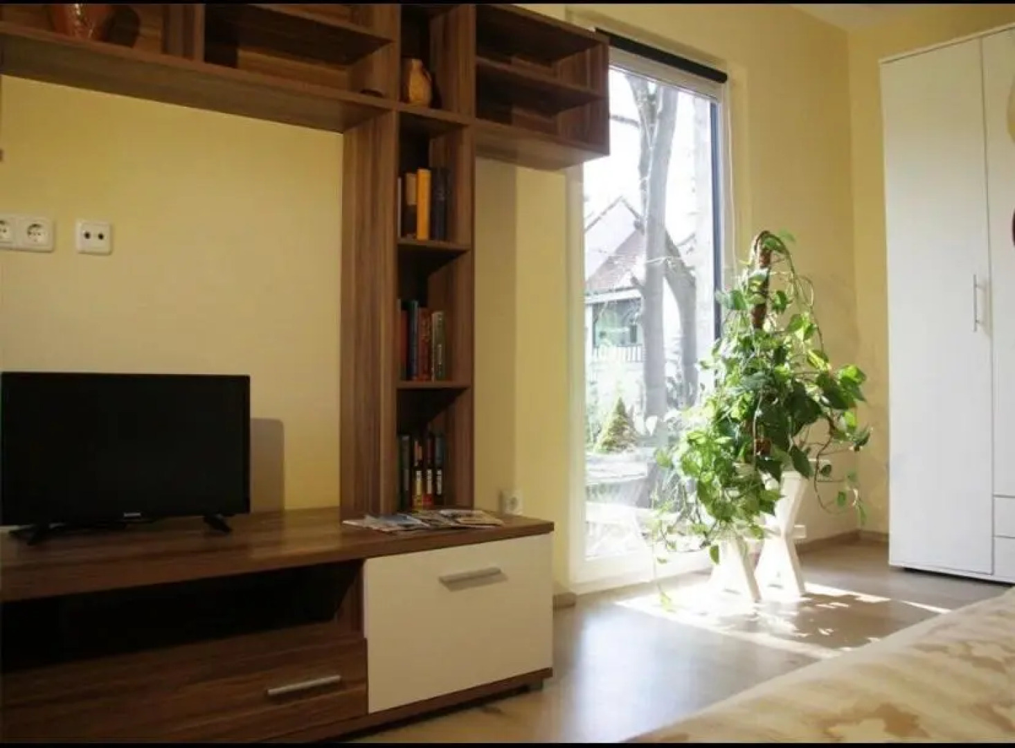 Ferienwohnung Mit Balkon in Schmolln