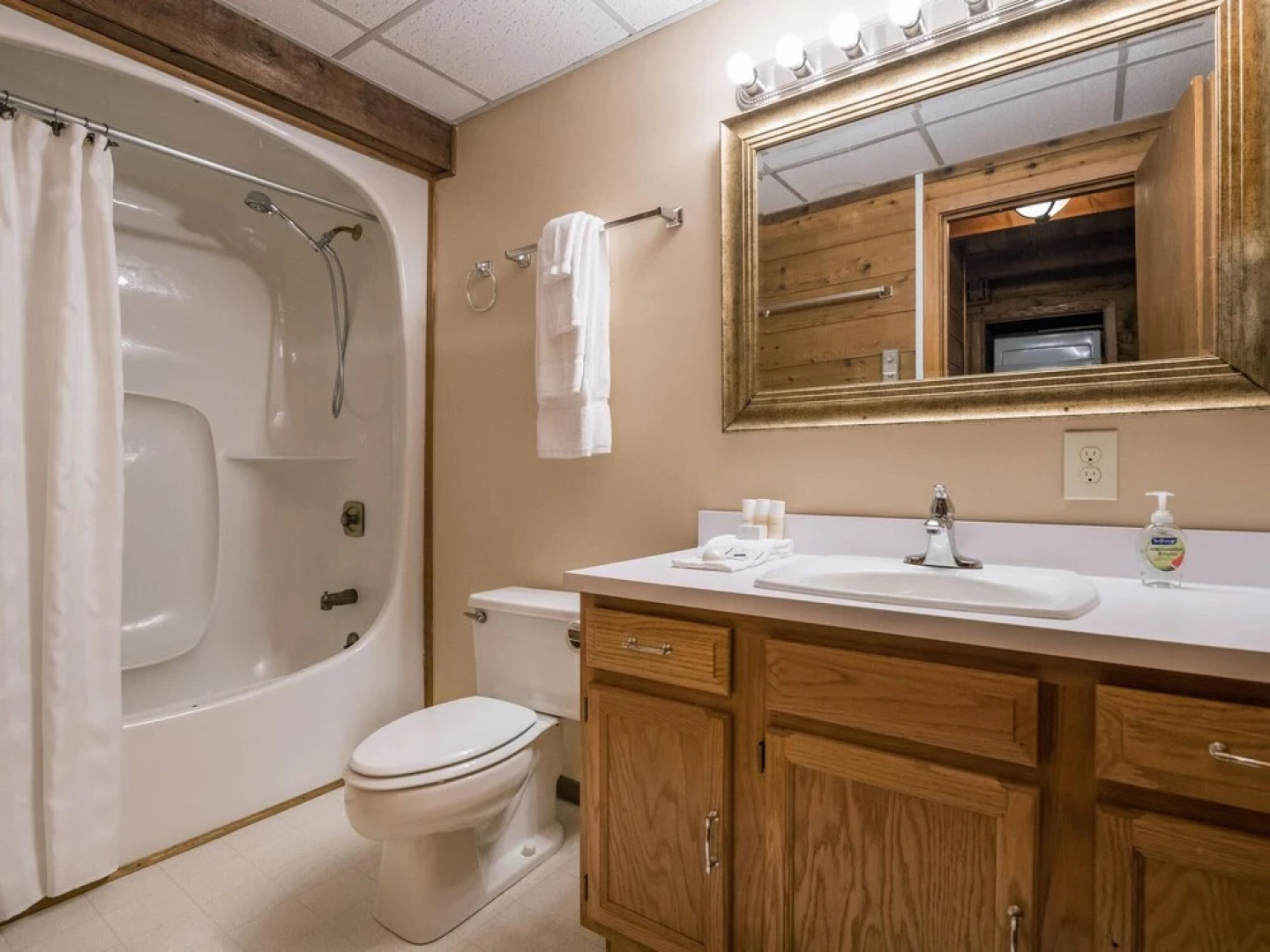 2br+: Powder Monkey 4